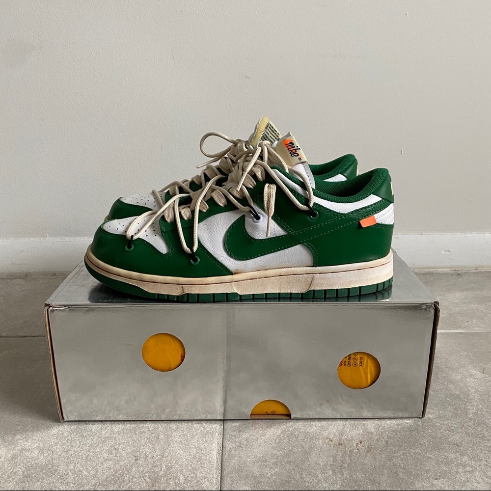 UA Off-White Nike Dunk SB (US 8.5)